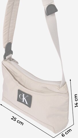 Calvin Klein Jeans - Bolso de hombro en beige