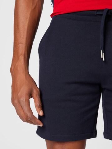 Regular Pantaloni de la FARAH pe albastru