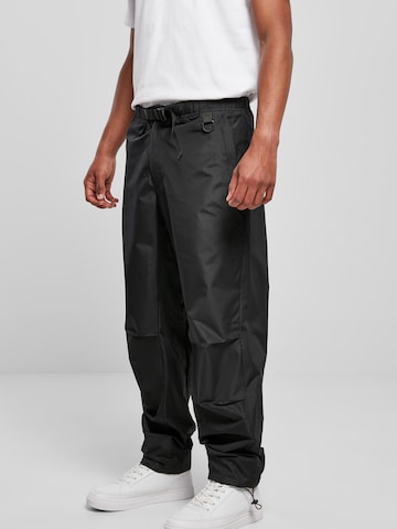 Urban Classics Spodnie 'Mountain' w kolorze czarny: przód