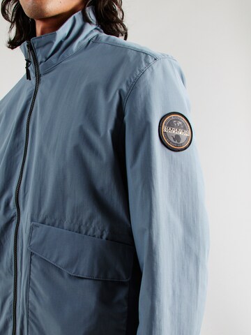 NAPAPIJRI Välikausitakki 'A-GIOVI' värissä harmaa