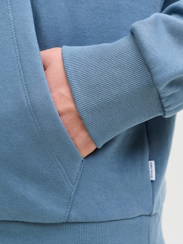 JACK & JONES Bluzka sportowa w kolorze niebieski