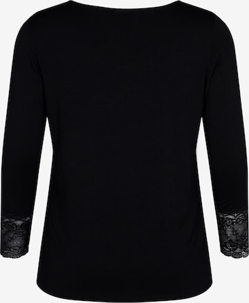 T-shirt 'EHUILI' Zizzi en noir