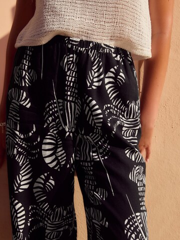Next Wide leg Trousers in Black