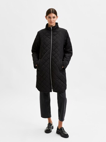 Manteau mi-saison 'Filly' SELECTED FEMME en noir