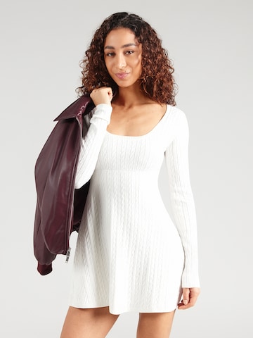 HOLLISTER Gebreide jurk in Wit: voorkant