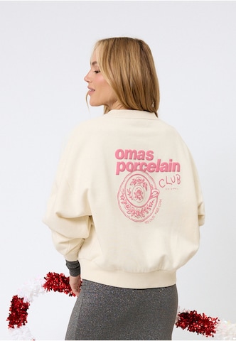 OH APRIL Sweatshirt in Beige: Vorderseite
