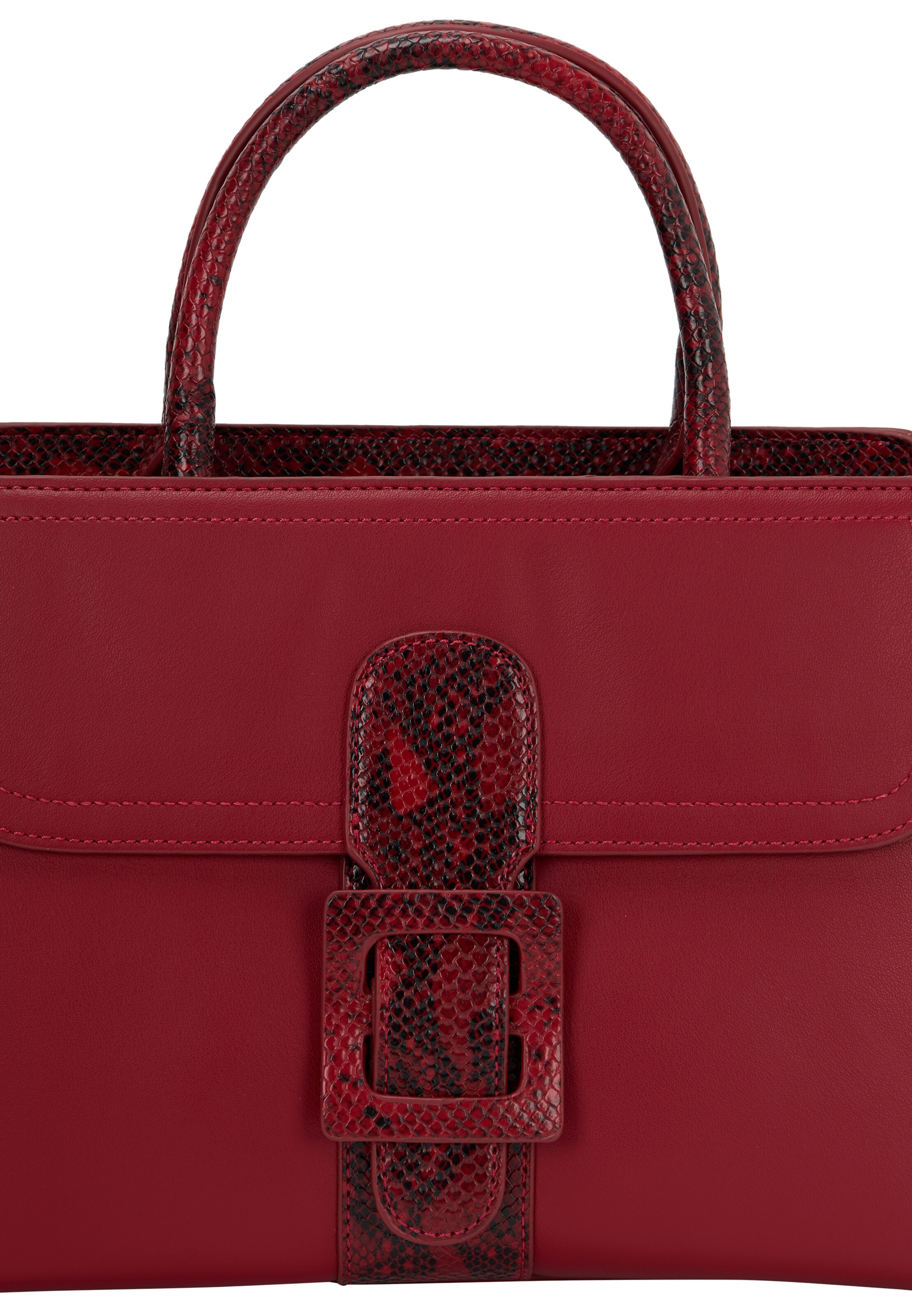 Poșete de la faina pe roșu