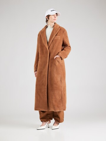 TOPSHOP Between-seasons coat in Beige: front