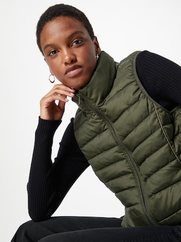 Gilet 'NEW CLAIRE' di ONLY in verde