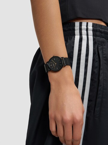 Montre à affichage analogique 'Pure Elegance' Liebeskind Berlin en noir