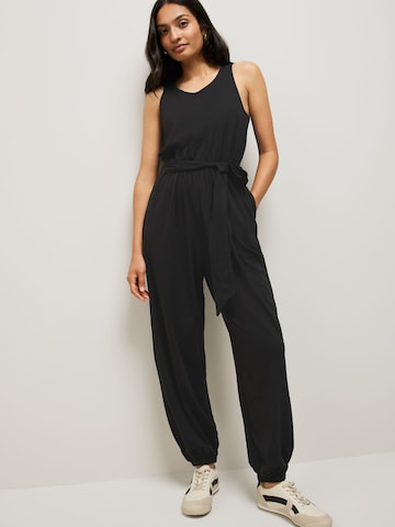 Next Jumpsuit in Zwart: voorkant
