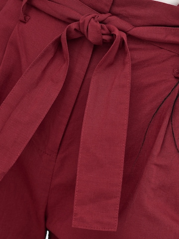 ONLY - regular Pantalón plisado 'ONLISOLA' en rojo