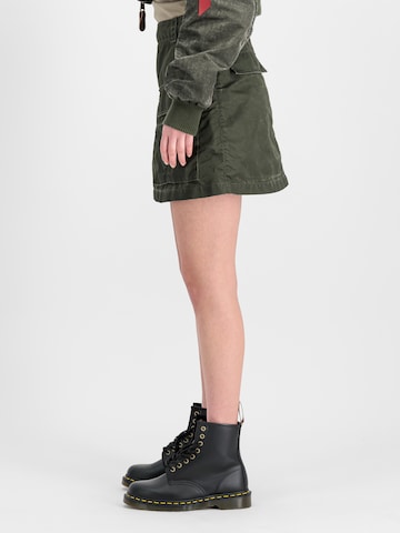 ALPHA INDUSTRIES Rock in Grün