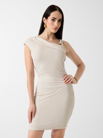 GUESS Kleid in Beige: Vorderseite