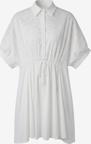 faina - Vestido camisero 'Glow' en blanco: frente