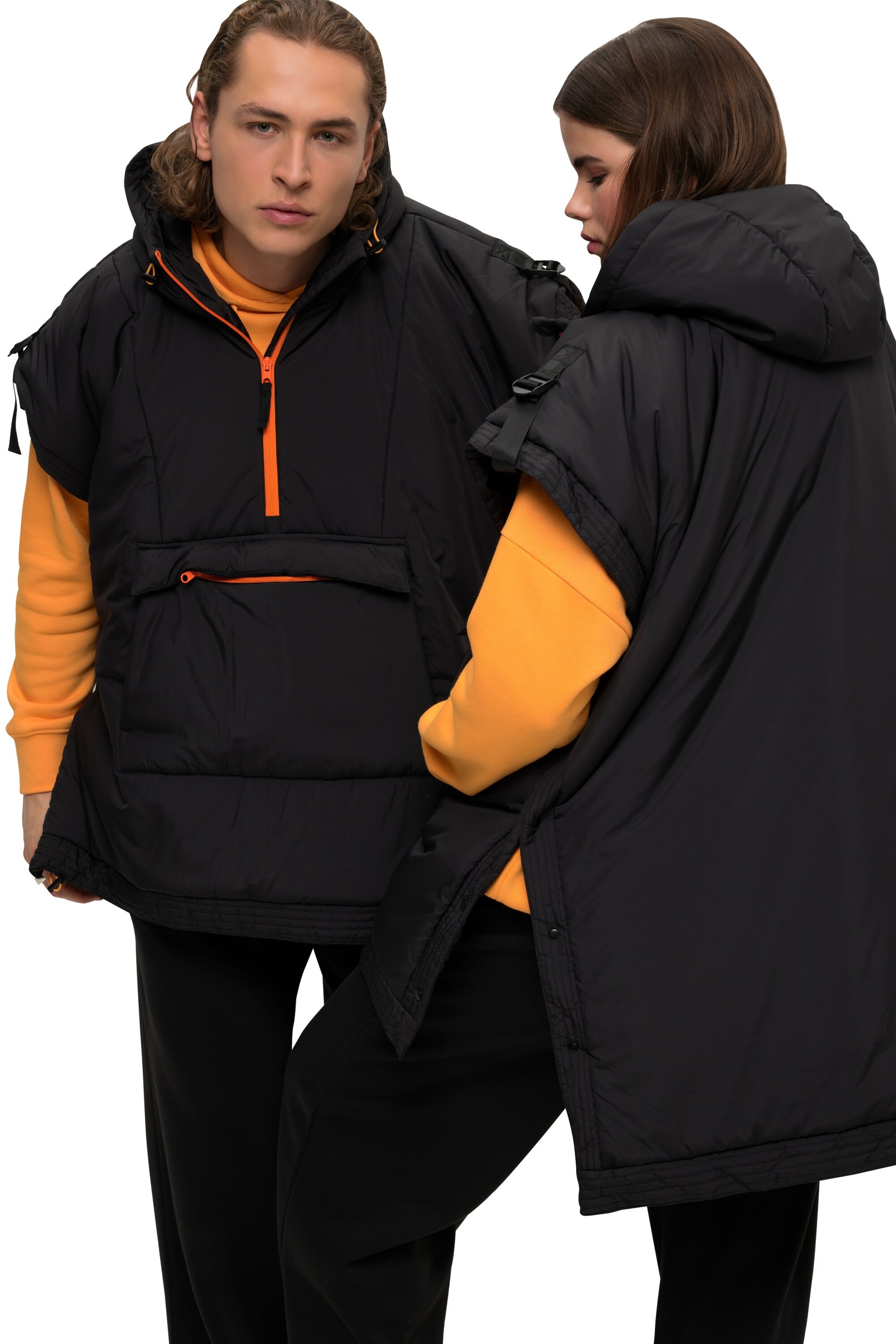 Studio Untold Weste in Schwarz