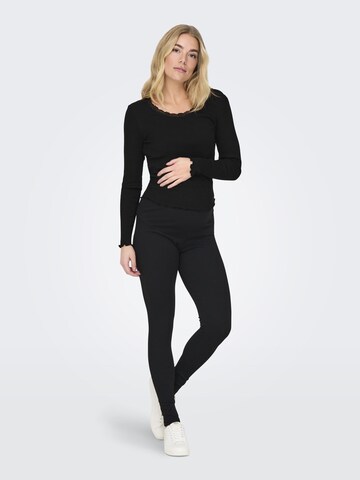 Only Maternity Shirt 'OLMXena' in Schwarz