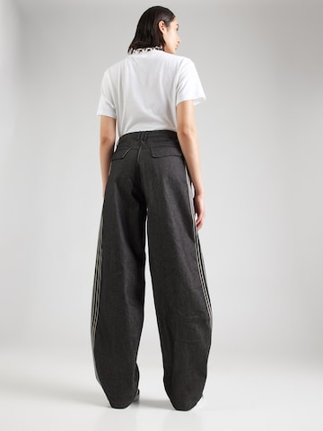 ADIDAS ORIGINALS Baggy Джинсы 'ESS' в Черный