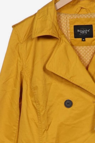 Bexleys Jacket & Coat in XL in Yellow