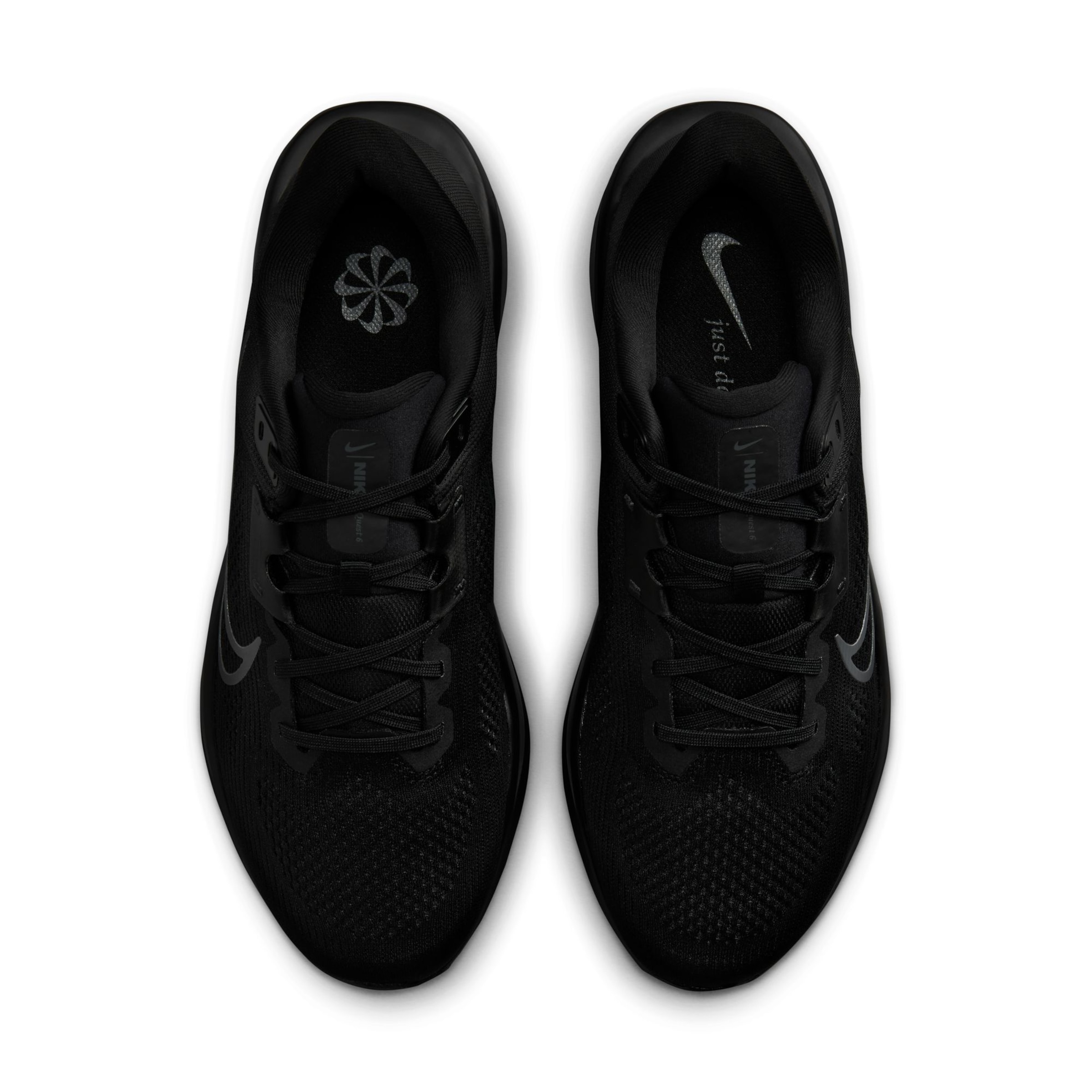 Chaussure de course 'Quest 6' NIKE en noir