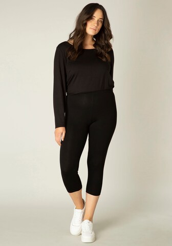 BASE LEVEL CURVY Skinny Leggings in Black