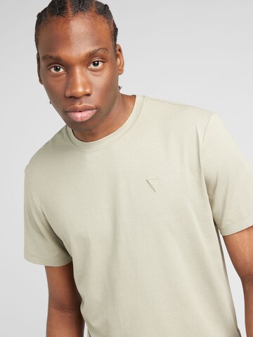 GUESS Bluser & t-shirts 'HEDLEY' i grøn