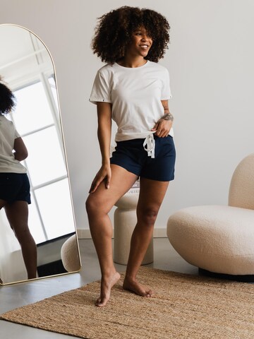By Louise Pyjama‌‌‌‌ in Weiß