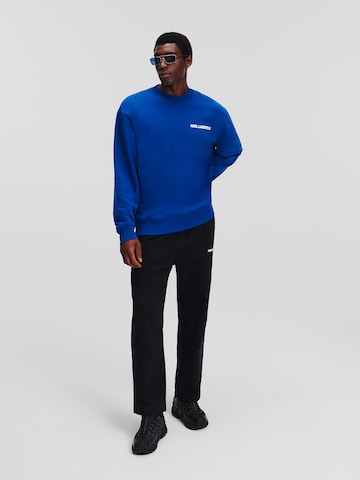 Karl Lagerfeld Sweatshirt 'Outline' i blå