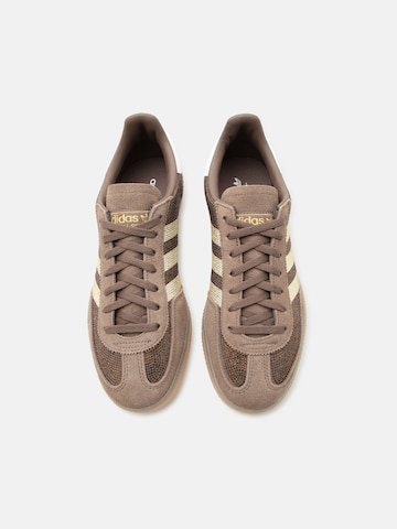 ADIDAS ORIGINALSNiske tenisice 'Handball Spezial' - smeđa boja