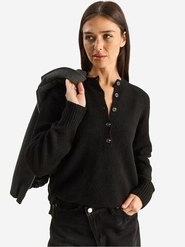 Bianco Lucci Pullover in Schwarz: Vorderseite