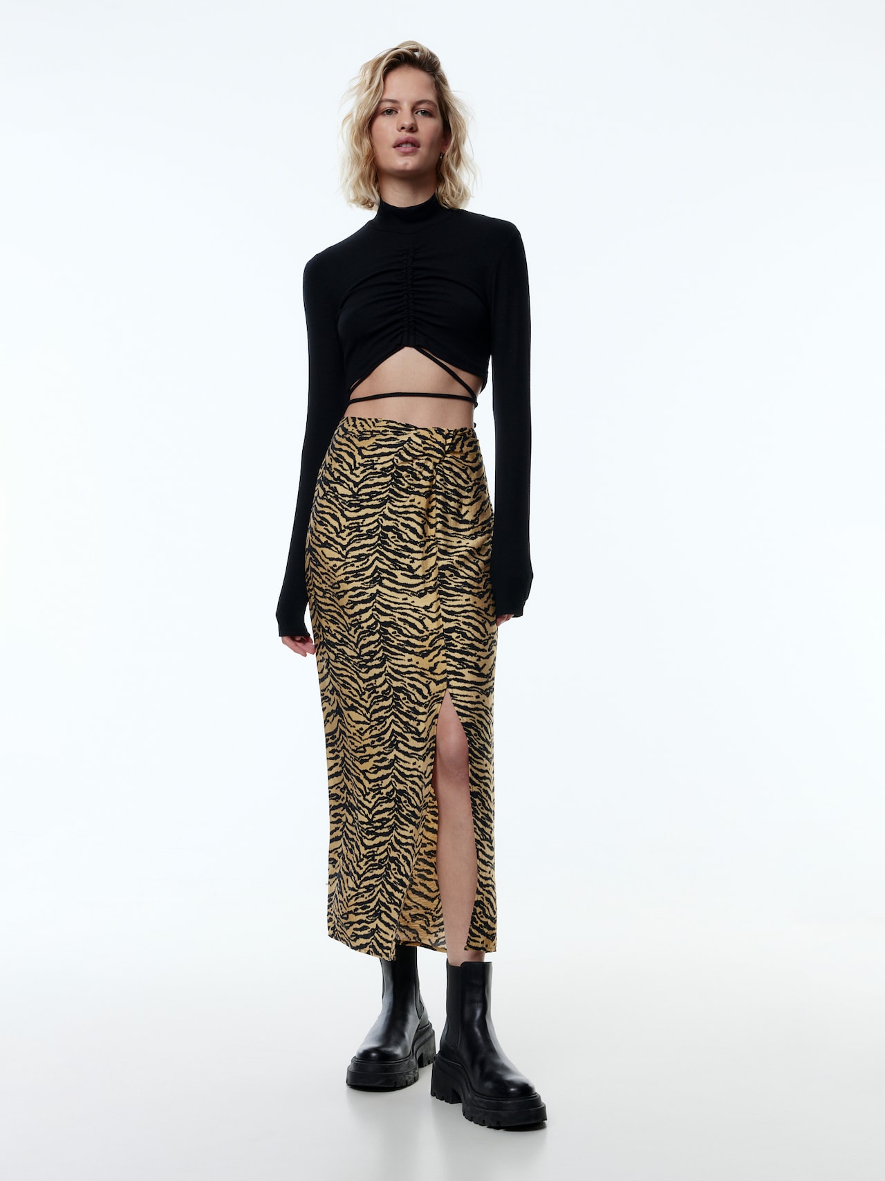 EDITED Rok 'Isobel' Bruin