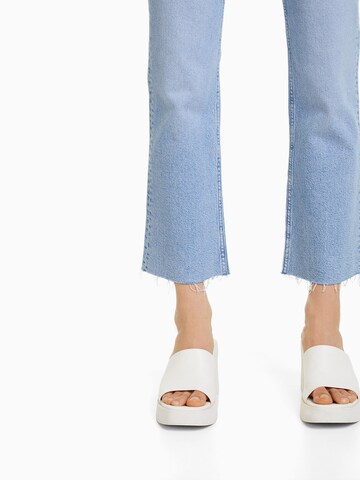 évasé Jean Bershka en bleu