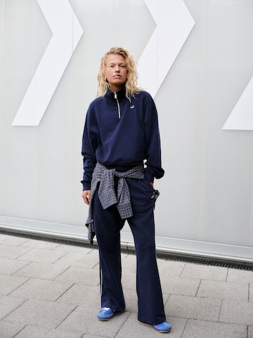 regular Pantaloni di self. in blu: frontale