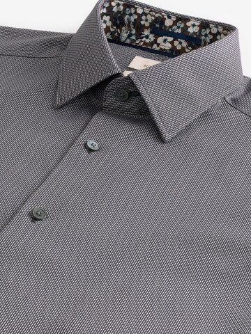 Next Regular Fit Businesshemd in Grau