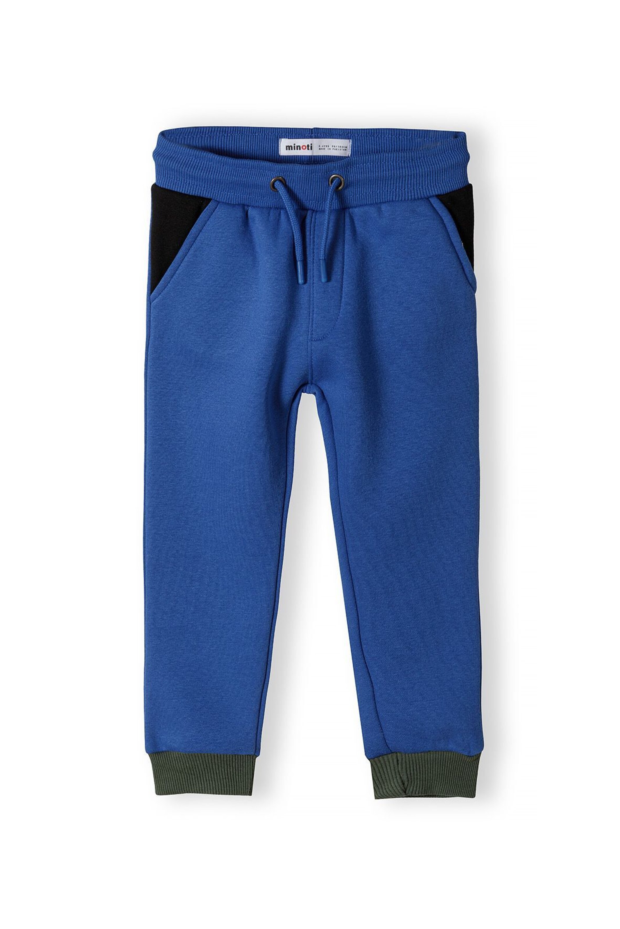 Trening de la MINOTI pe albastru