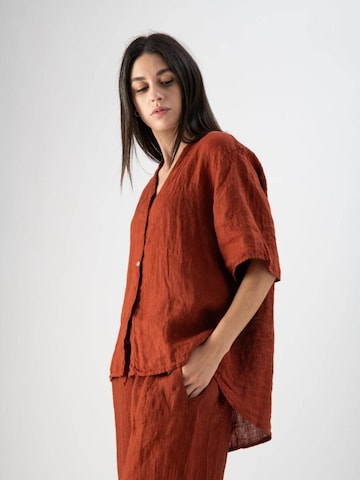 MND T-shirt 'Wild Linen' i röd