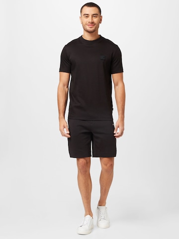 BOSS Black - Camiseta 'Tiburt' en negro