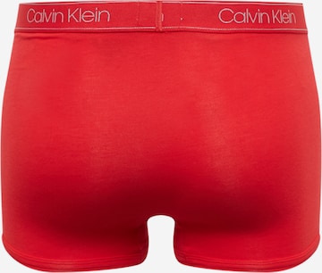 Calvin Klein Underwear شورت بوكسر بلون أحمر