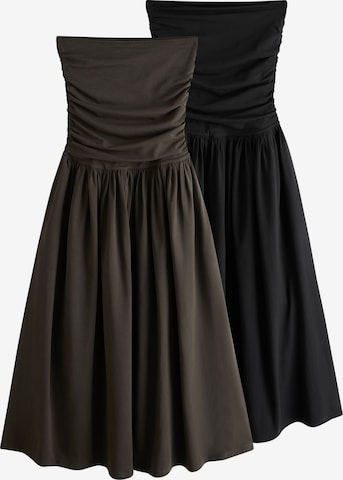 The Set Dress in Brown: front