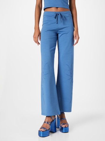 SHYX Flared Pants 'Rana' in Blue: front