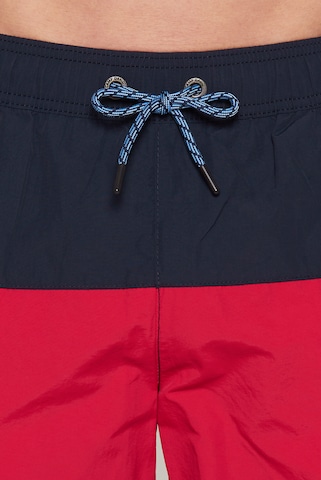 Pantaloncini da bagno di CAMP DAVID in rosso