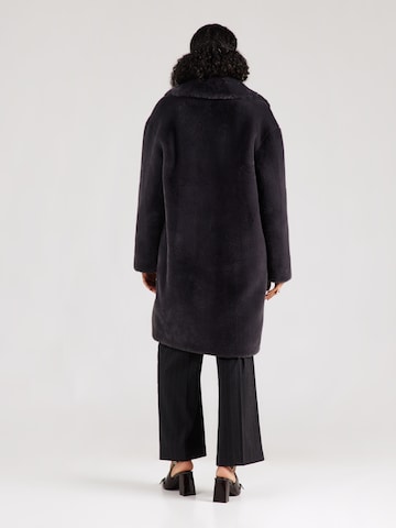 STAND STUDIO Vinterkappa i grå