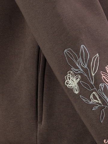 Eight2Nine Sweatshirt in Brown