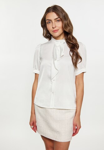 faina - Blusa em branco: frente