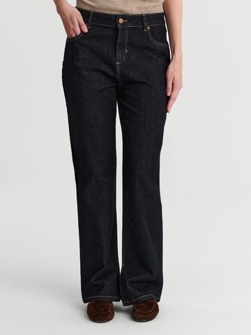 TATUUM Regular Jeans 'Lassino' in Zwart: voorkant