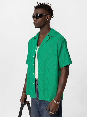VAMOS CLO Comfort fit Button Up Shirt 'Birmingham' in Green