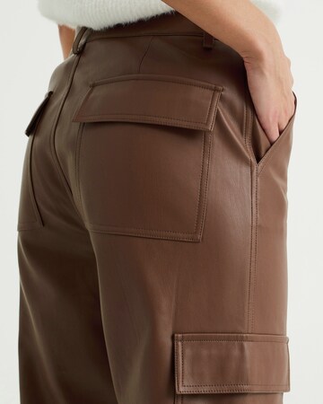 WE Fashion Flared Cargohose in Braun