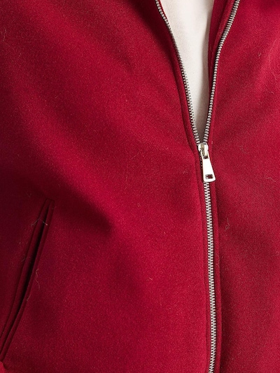 Bianco Lucci Tussenjas in de kleur Kersrood, Productweergave