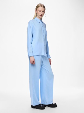PIECES Wide Leg Hose 'PCPia' in Blau