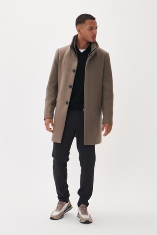 Matinique Regular fit Between-seasons coat 'Harvey' in Beige
